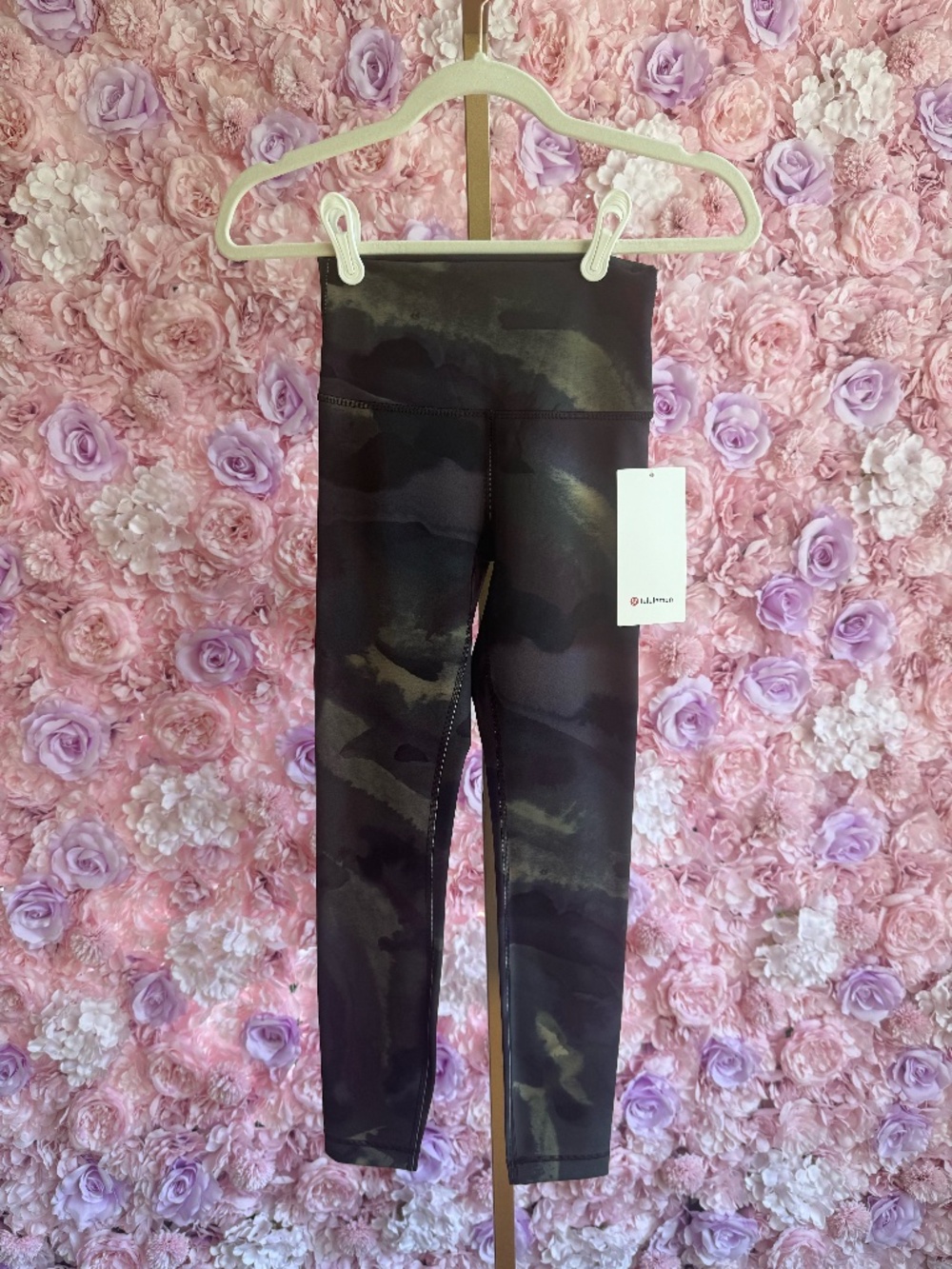 NWT Lululemon Wunder Train High-Rise Tight 25"